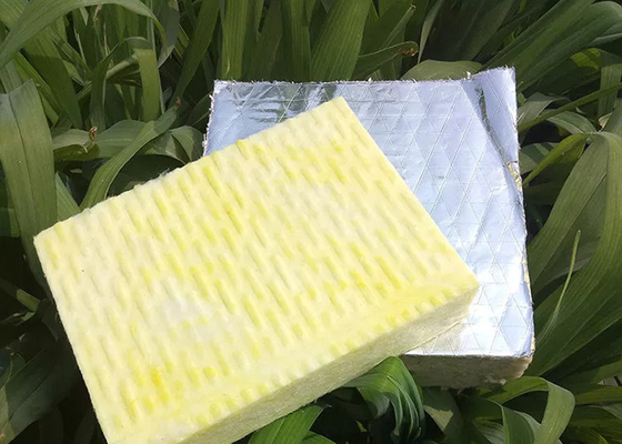 Non Flammable Fiberglass Insulation Blankets Batts Anticorrosive Waterproof
