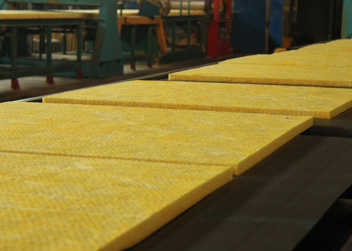 25mm Rigid Fiberglass Insulation Sheet Soundproof Fireproof Glass Wool